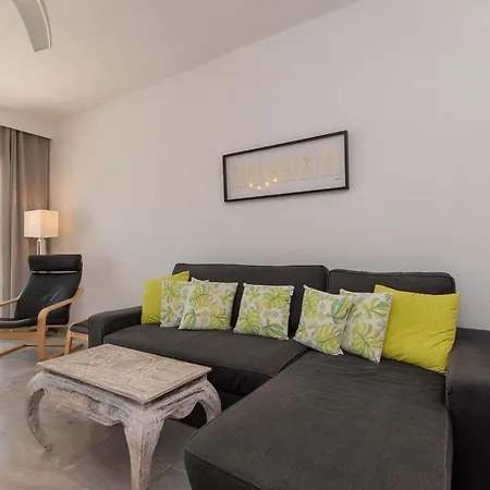 Altamira 60 - One Bed Costa Adeje (Tenerife)